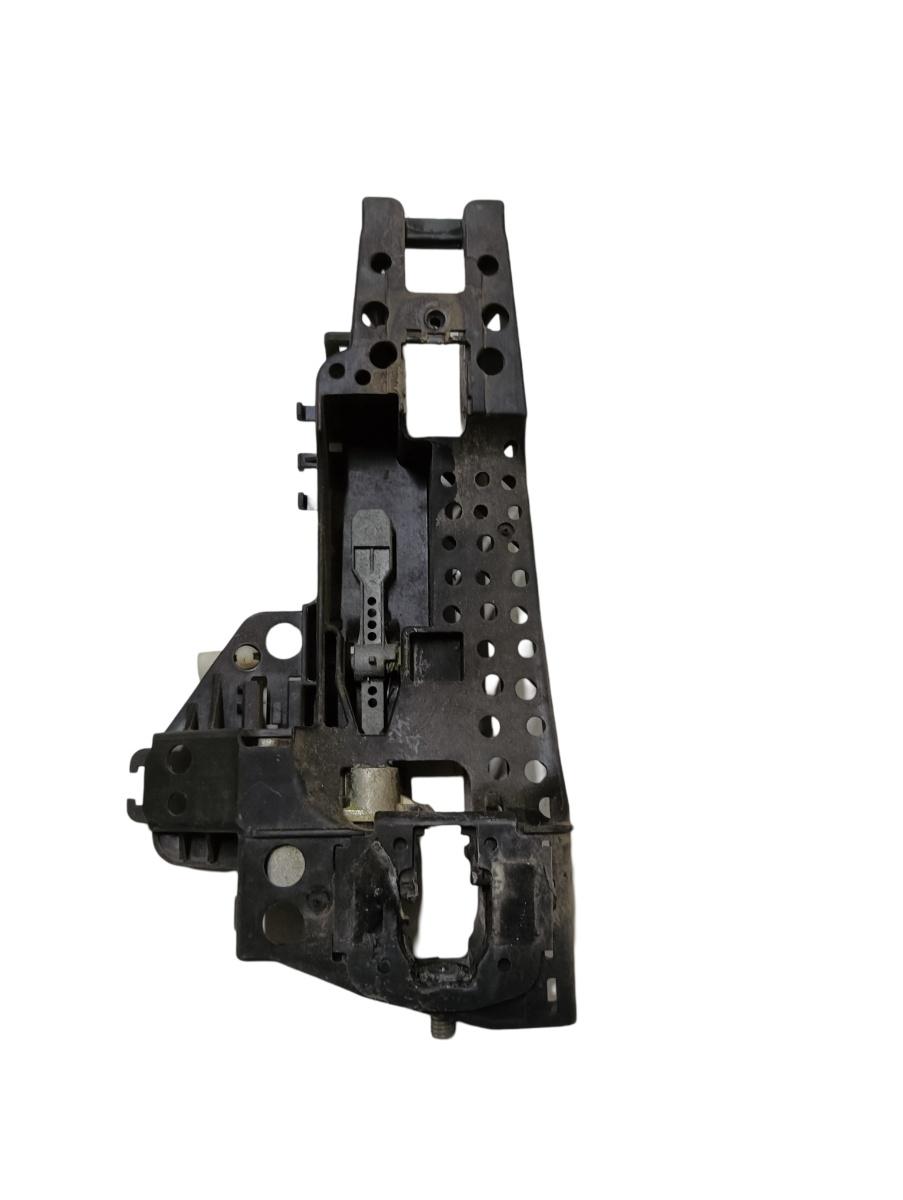 Maner usa interior  stanga spate AUDI A8 III 4H2, 4H8, 4HC, 4HL 2009 - 2018