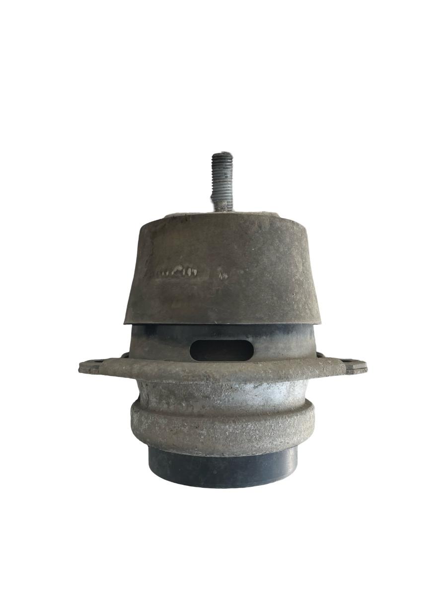 Suport tampon motor AUDI Q7 4LB 2006 - 2016 3.0 TDI quattro BUG 7L8199131A
