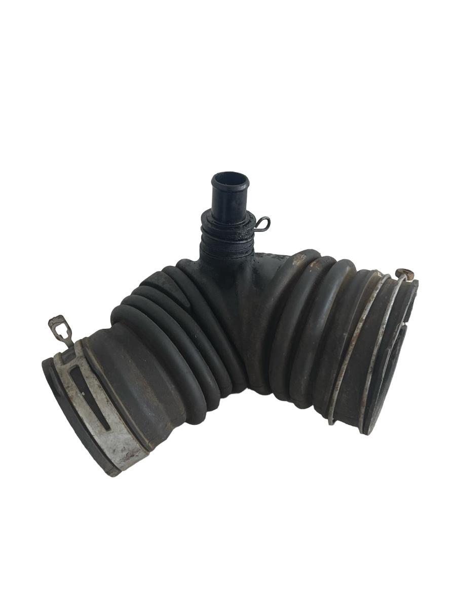 Furtun admisie aer TOYOTA RAV 4 III _A3_ 2005 - 2013 2.2 D 4WD 2AD-FTV