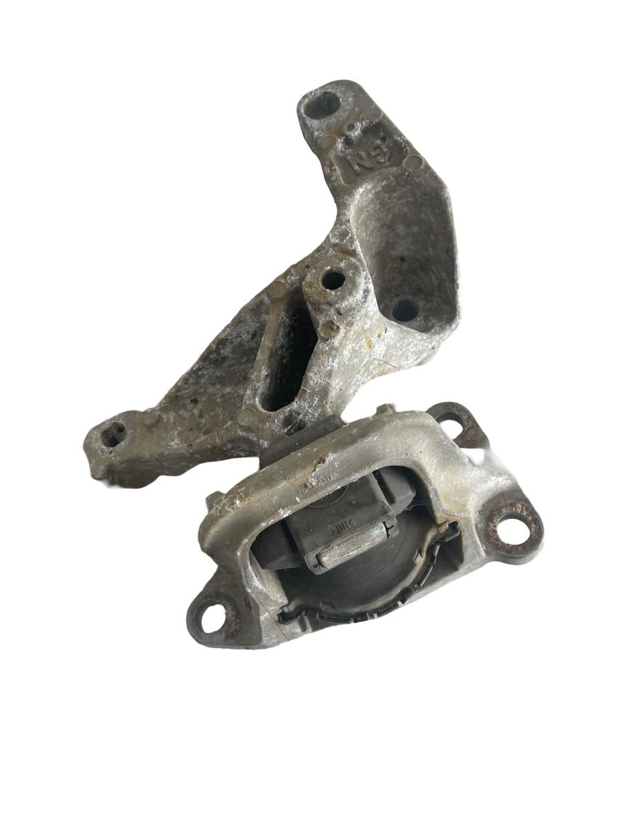 Suport tampon motor RENAULT MEGANE III Hatchback BZ0_ 2008 - > 1.6 16V K4M 858
