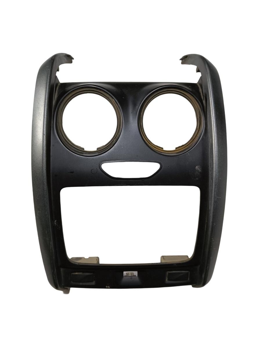 Ornament grila fata  DACIA DUSTER 2010 - >