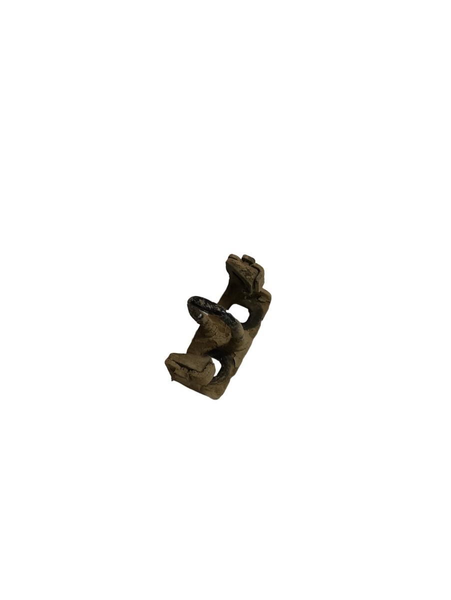 Incuietoare capota  DACIA DUSTER 2010 - >