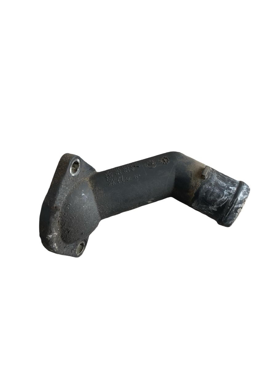 Flansa lichid de racire VOLKSWAGEN GOLF V 1K1 2003 - 2009 1.6 BGU 06A121121C