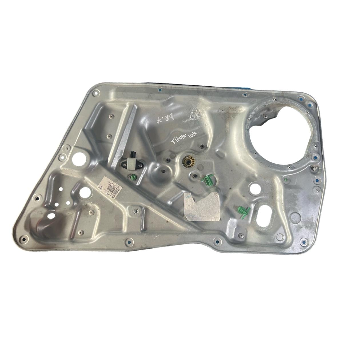 Macara Geam dreapta fata VOLKSWAGEN TIGUAN 5N_ 2007 - >