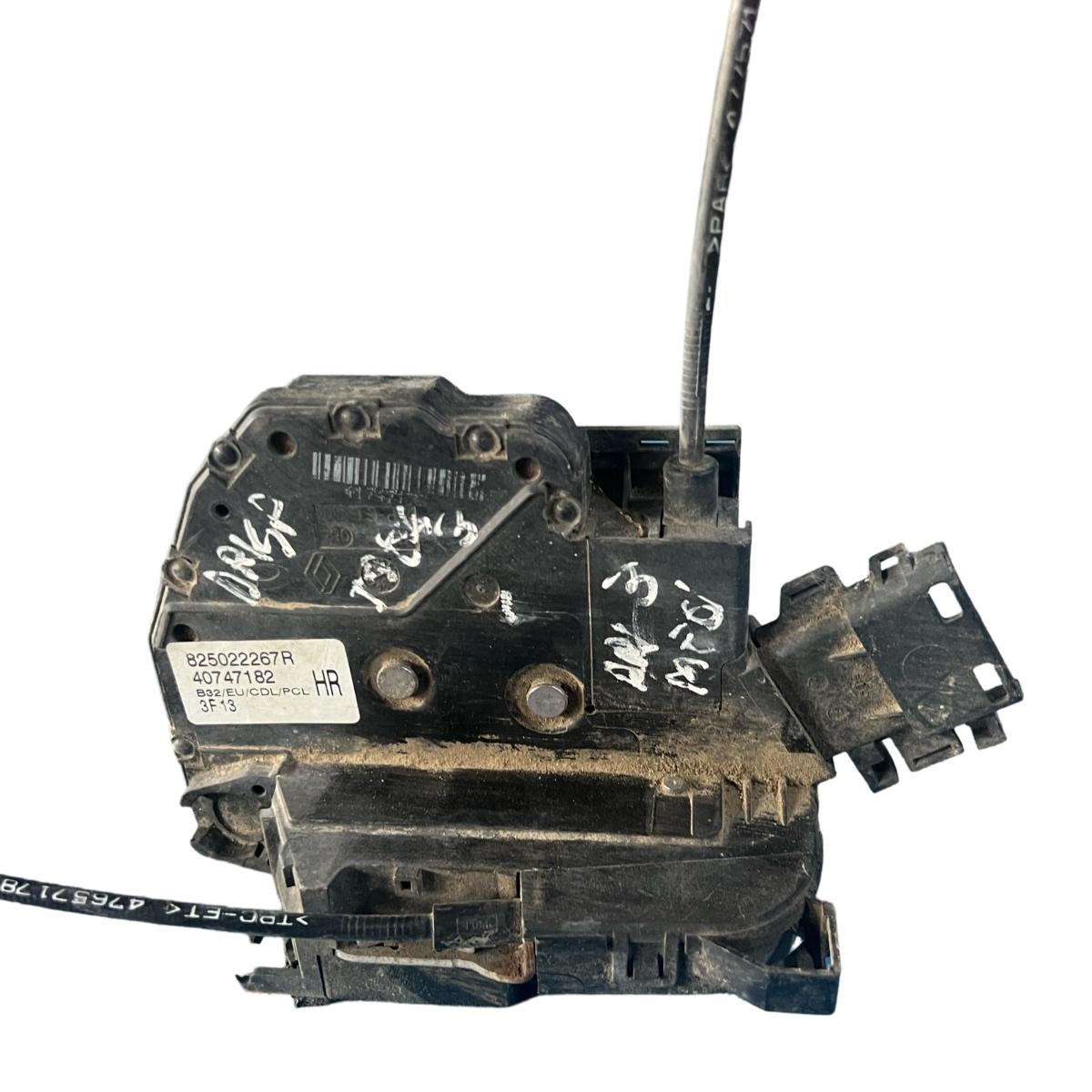 Broasca + suport maner   usa dreapta spate RENAULT MEGANE III Hatchback BZ0_ 2008 - >