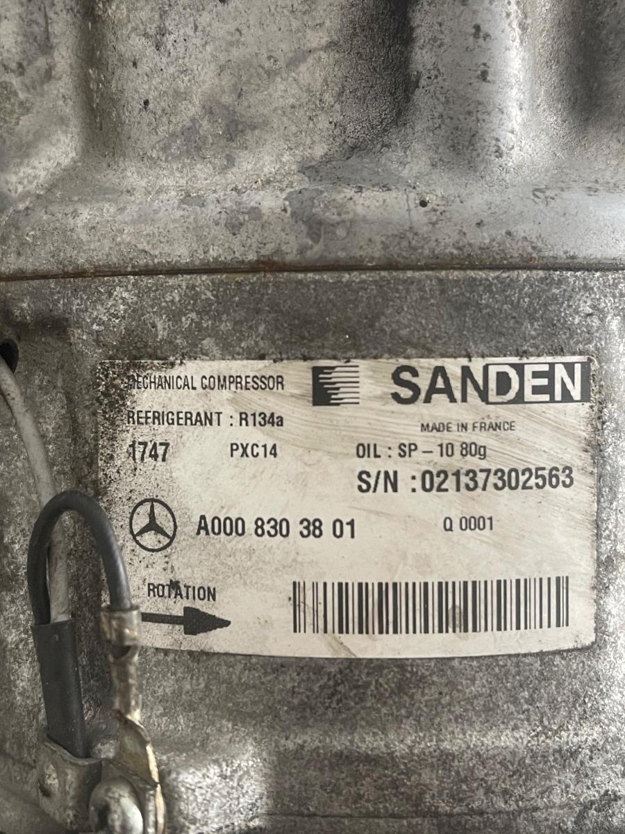 Compresor  AC MERCEDES-BENZ C-CLASS W205 2013 - > A0008303801 – foto 4