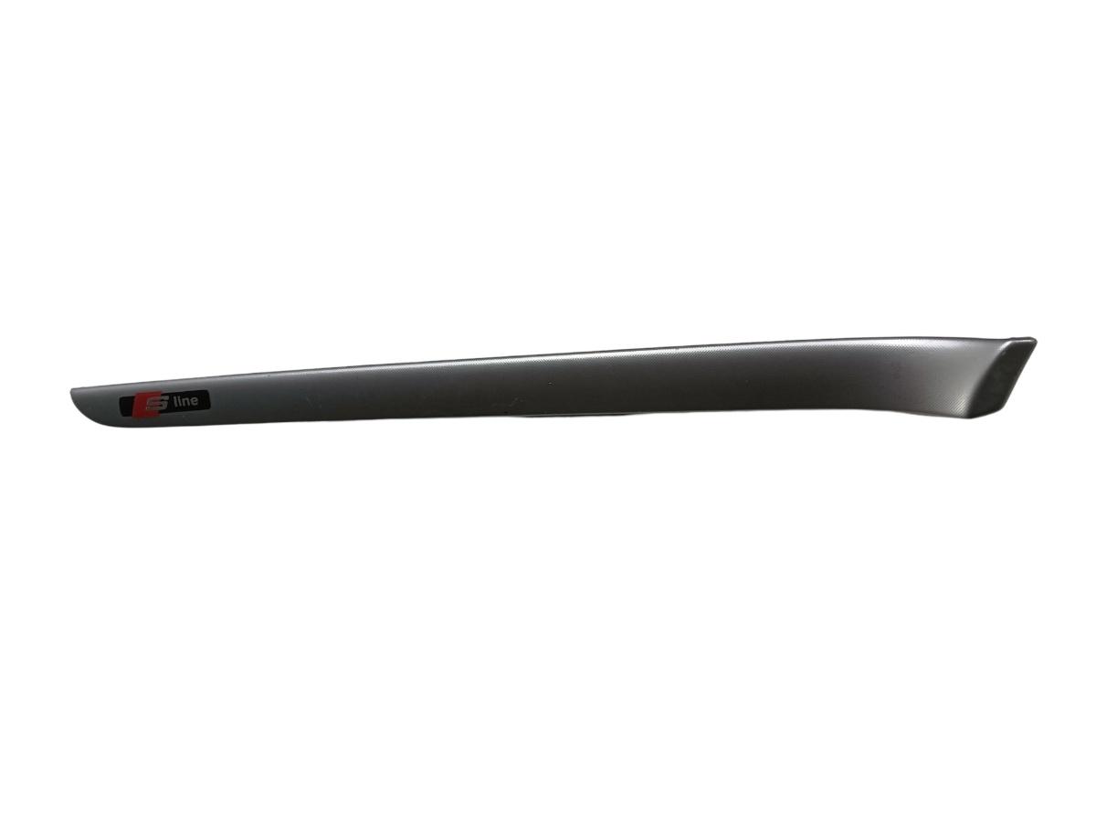 Ornament bord  AUDI A4 III 8EC, B7 2004 - 2008 8e0867409