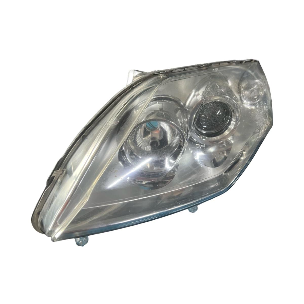 Far stanga fata RENAULT LAGUNA III BT0/1 2007 - 2015 89901836