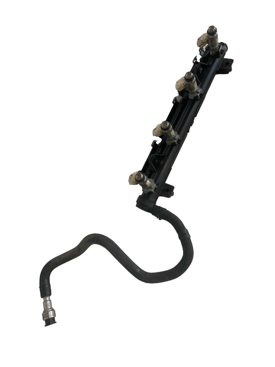 Rampa+injectoare VOLKSWAGEN GOLF V 1K1 2003 - 2009 1.4 16V BCA 036133320