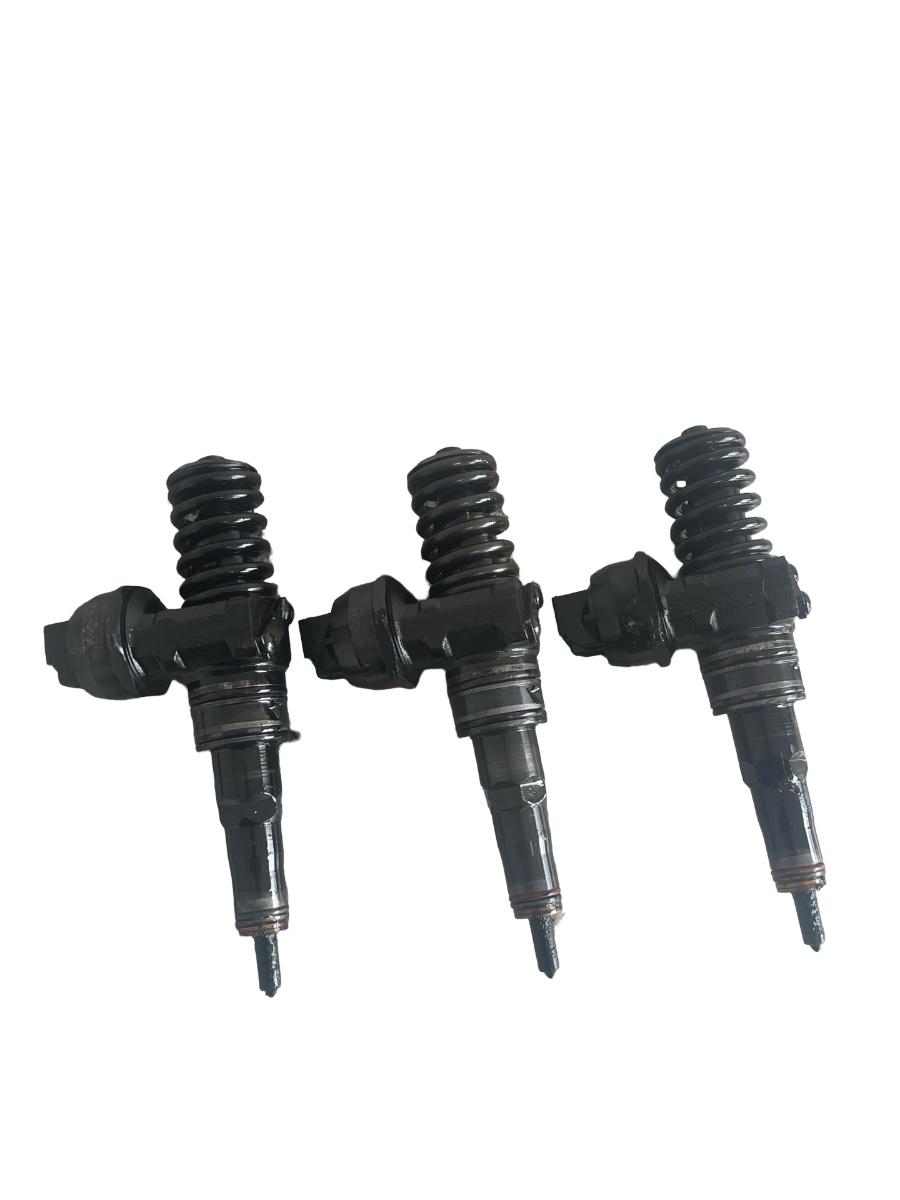 Set injectoare combustibil SKODA FABIA 6Y2 1999 - 2008 TDI AMF 045130073T