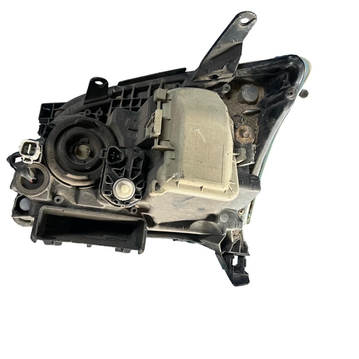TOYOTA AVENSIS Saloon _T25_ 2003 - 2008 – foto 3