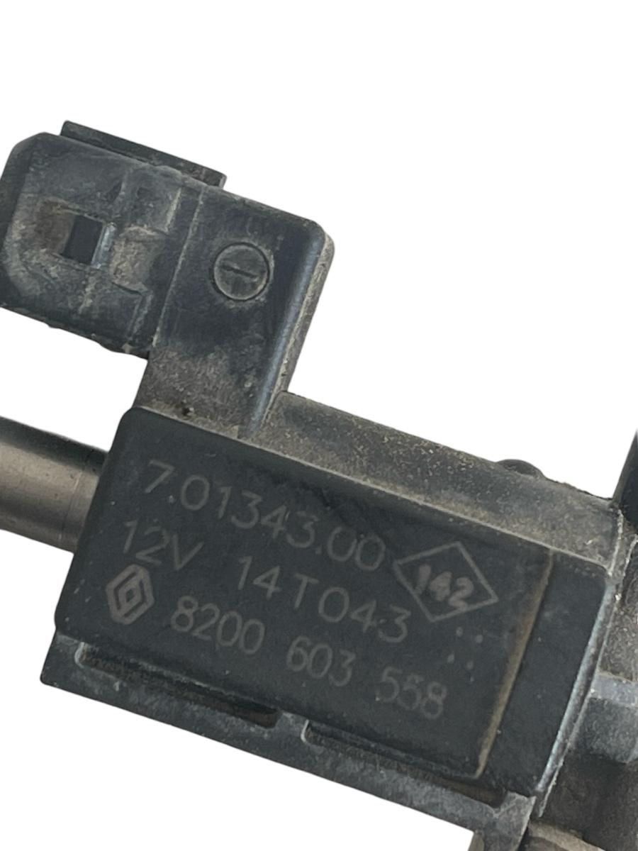 Furtun admisie aer + supapa vacuum DACIA SANDERO II 2012 - > 0.9 TCe 90 H4B 400 8200603558 – foto 2