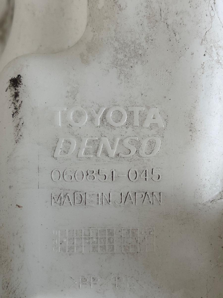 Vas lichid de spalare parbriz + pompite TOYOTA RAV 4 II _A2_ 2000 - 2005 2.0D 060851-045 – foto 2