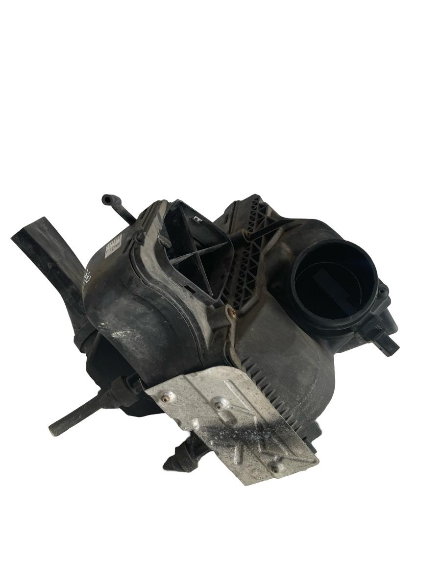 Carcasa filtru aer AUDI A4 IV 8K2, B8 2007 - 2015 2.0 TDI CAGC 8K0133837T