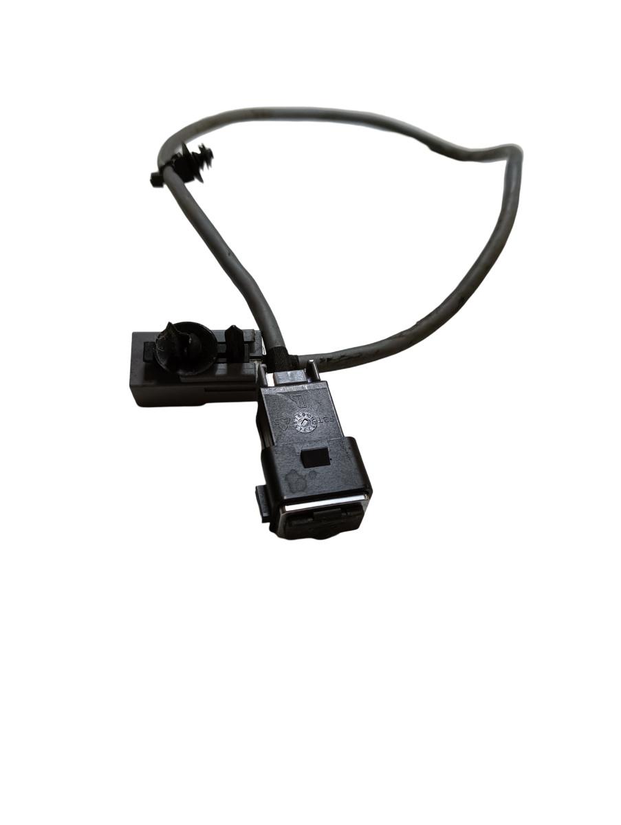 Mufa usb  VOLVO XC60 156 2008 - > – foto 2