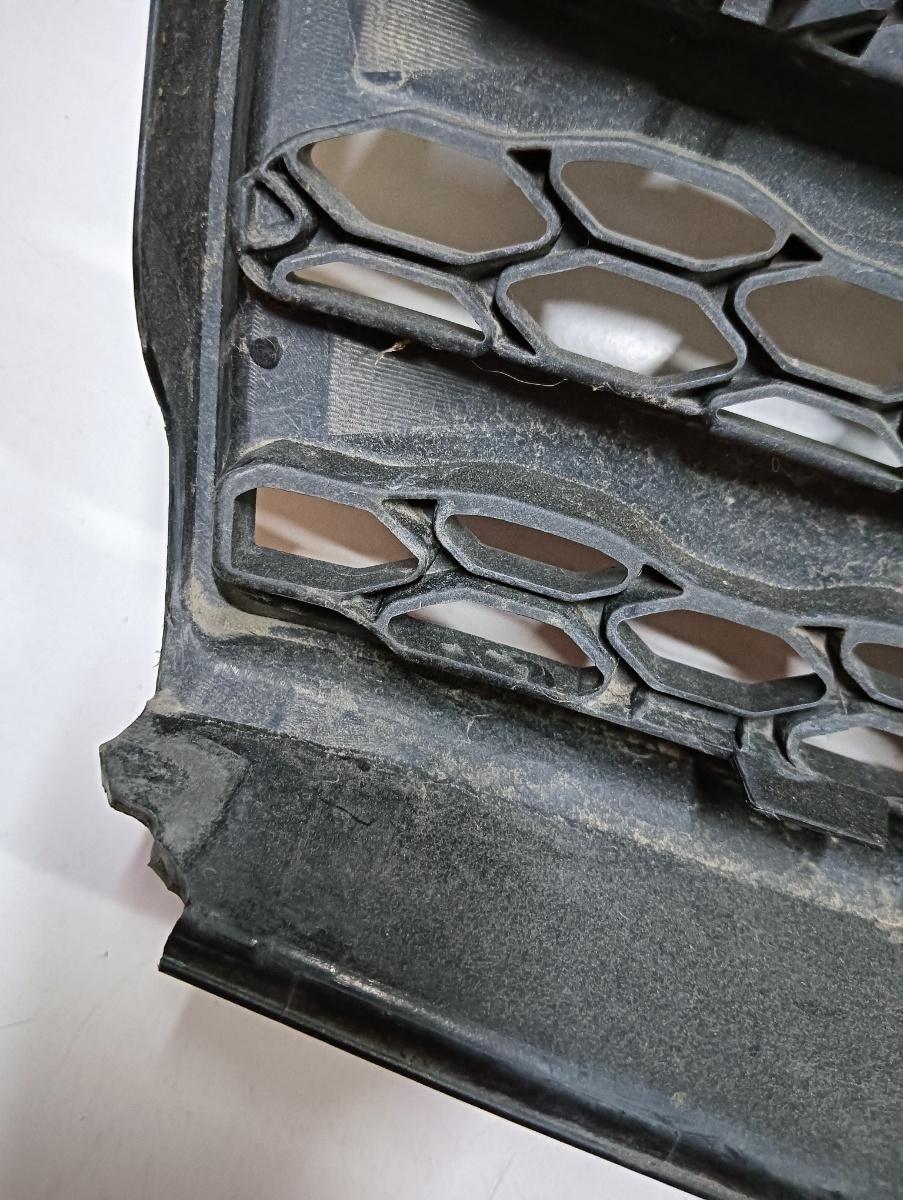 Grila fata TOYOTA RAV 4 II _A2_ 2000 - 2005 – foto 3