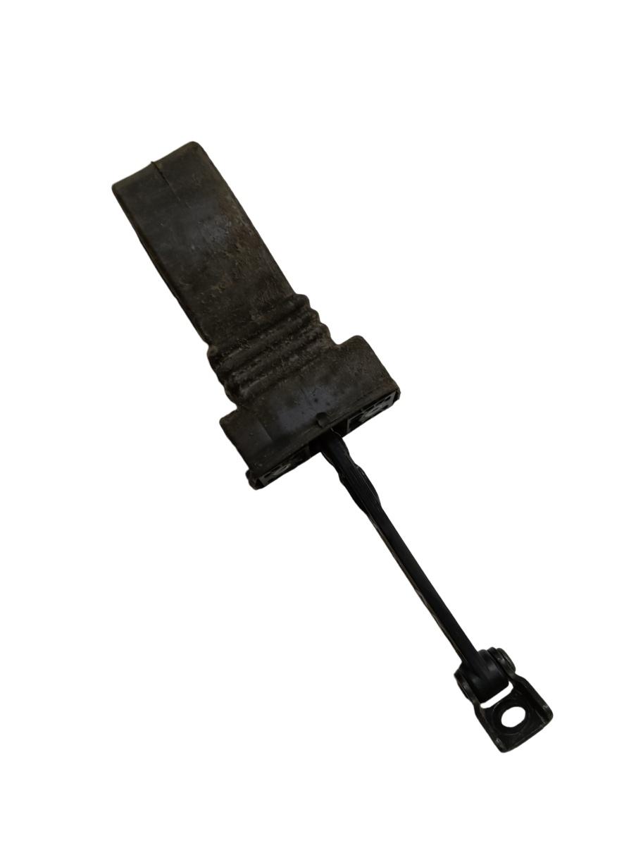 Opritor usa  stanga spate AUDI A4 IV Avant 8K5, B8 2007 - 2015