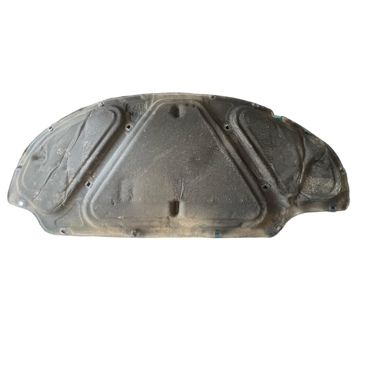 Izolatie termica/fonica capota motor AUDI A3 II 8P1 2003 - 2013 – foto 2