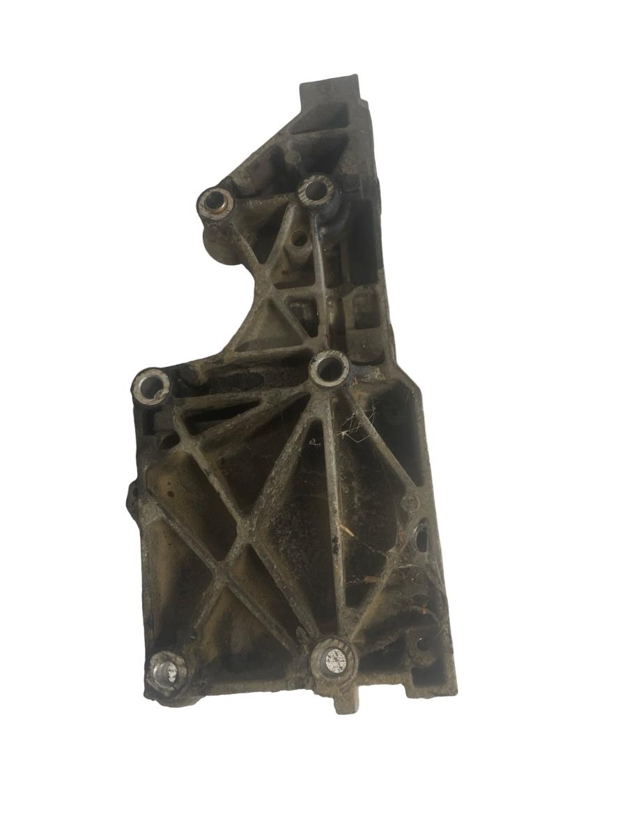 Suport accesorii VOLKSWAGEN CADDY III Box 2KA, 2KH, 2CA, 2CH 2004 - 2015 038903143AF – foto 3