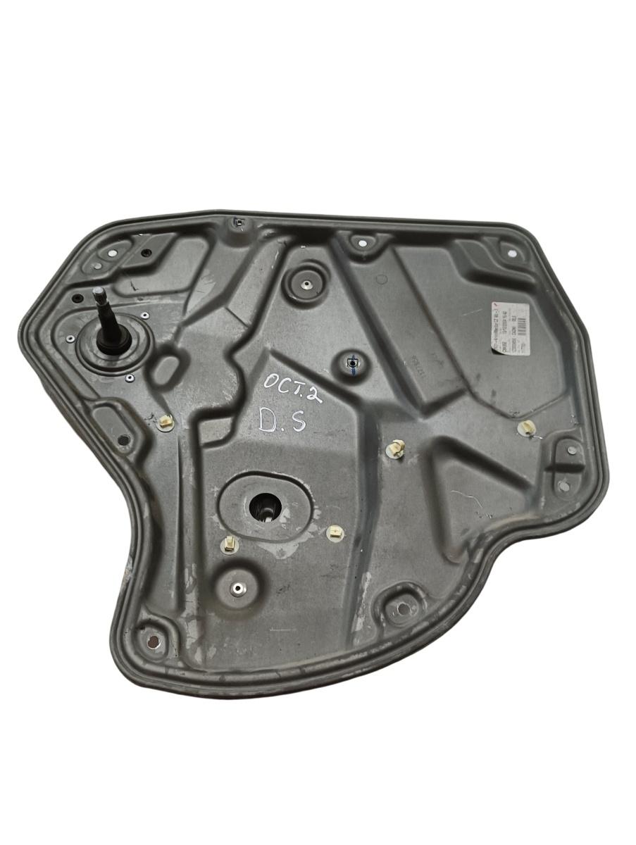 Macara Geam dreapta spate SKODA OCTAVIA II Combi 1Z5 2004 - 2013
