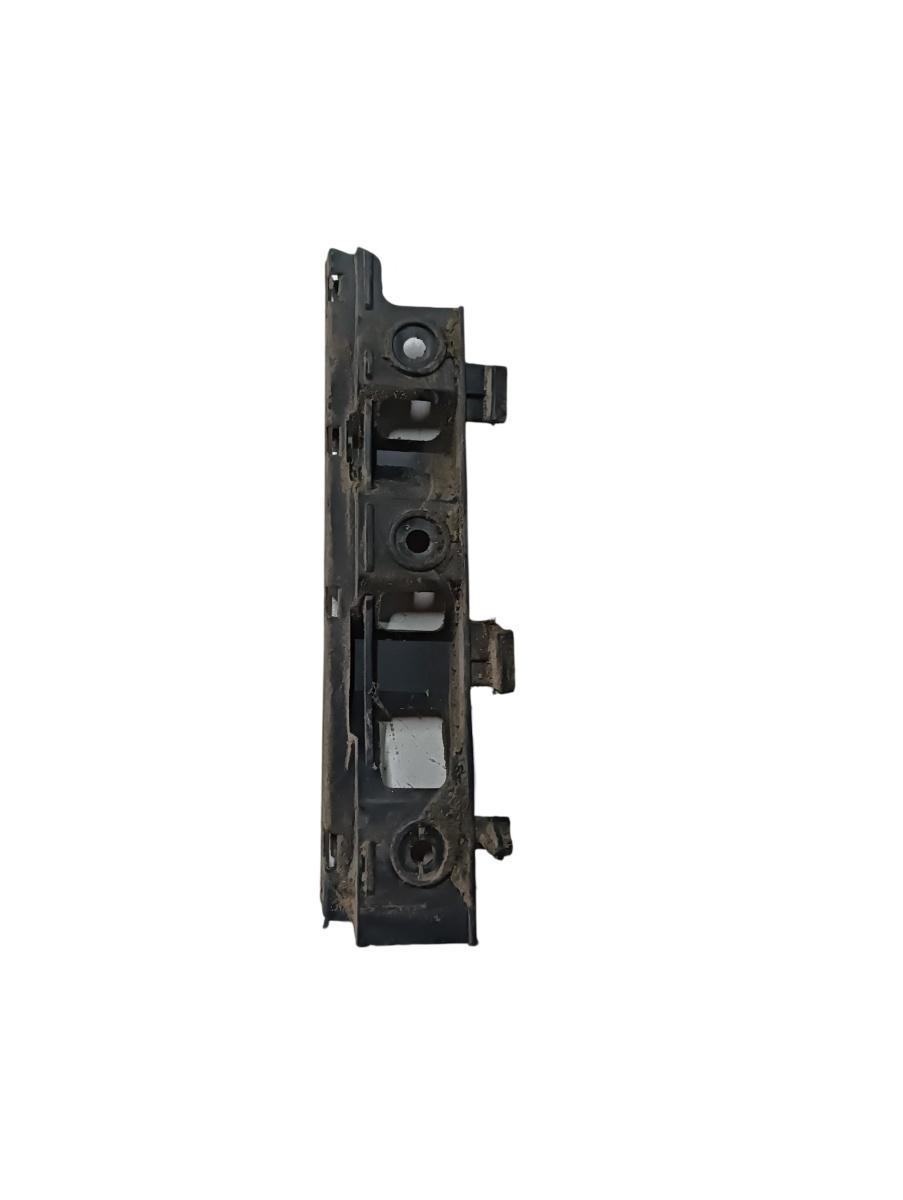 Suport far dreapta fata VOLKSWAGEN PASSAT Variant 3C5 2005 - 2011 – foto 2