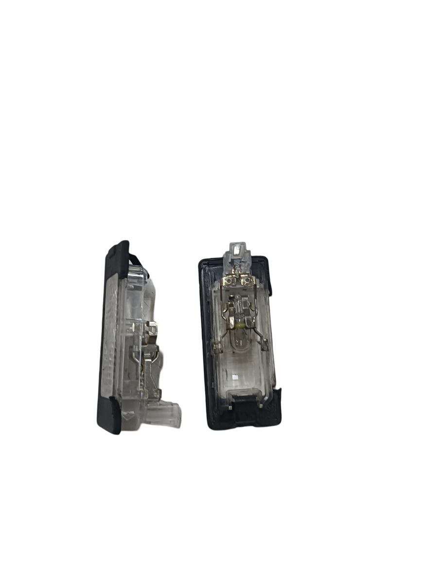 Lampa numar de inmatriculare VOLKSWAGEN PASSAT Variant 3C5 2005 - 2011