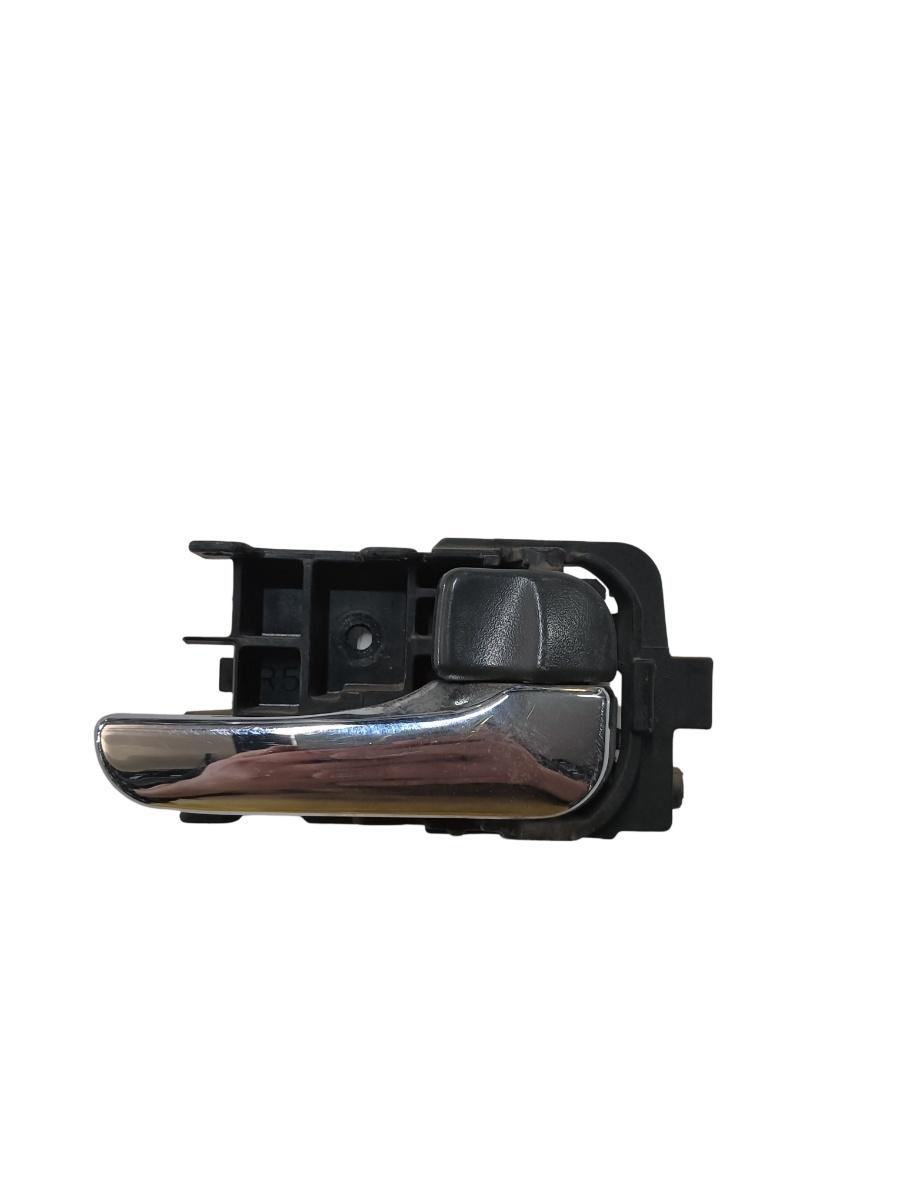 Maner deschidere usa interior  dreapta fata NISSAN X-TRAIL T30 2001 - 2013