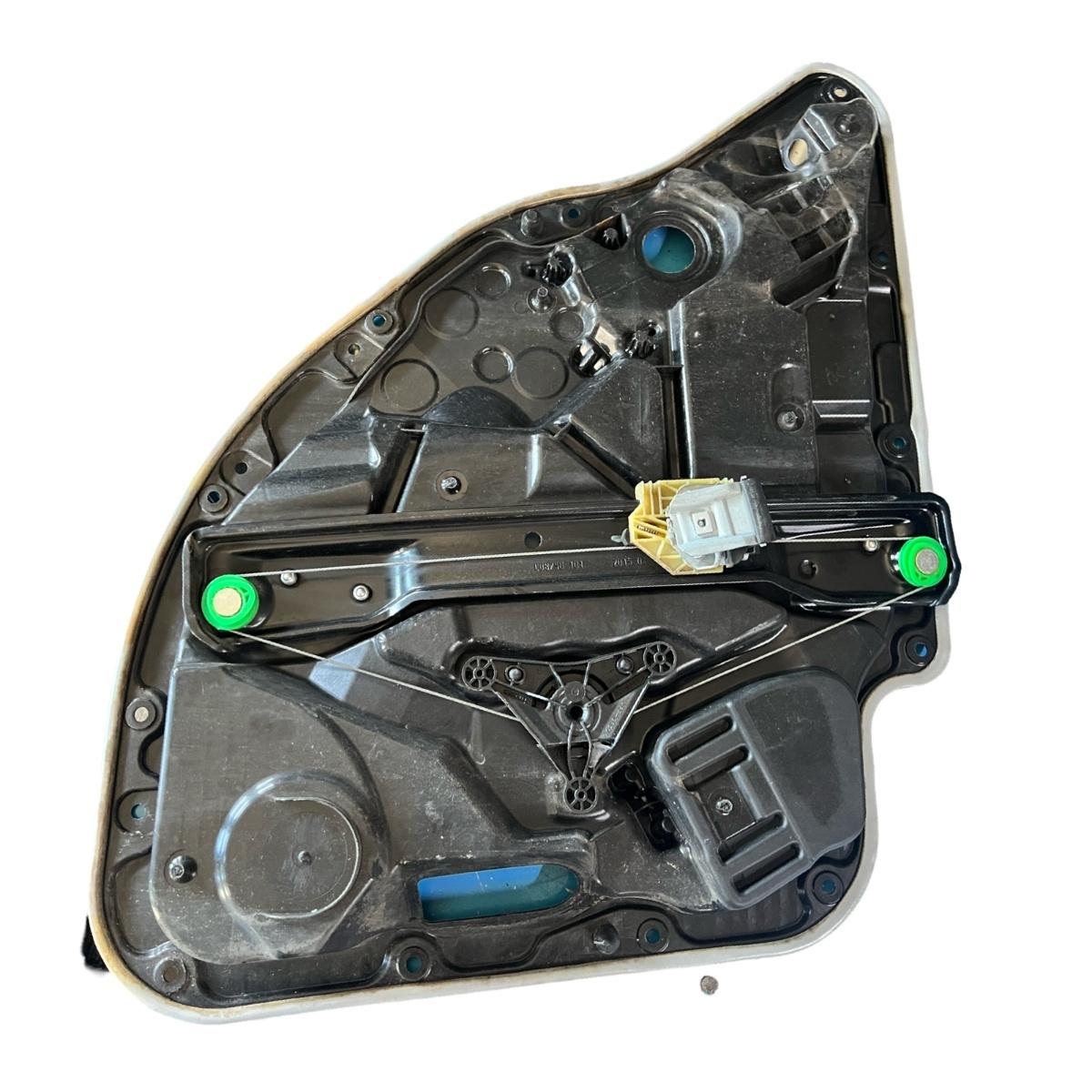 Macara Geam dreapta spate MERCEDES-BENZ C-CLASS W205 2013 - > – foto 2