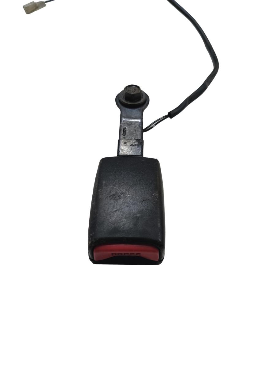 Pretensionare  stanga fata NISSAN X-TRAIL T30 2001 - 2013