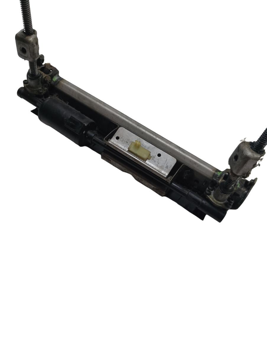 Motoras reglaj scaun stanga fata NISSAN X-TRAIL T30 2001 - 2013