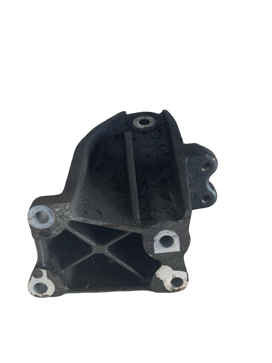 Suport motor LEXUS IS II Saloon GSE2_, ALE2_, USE2_ 2005 - 2013 2.2 220d 2AD-FHV