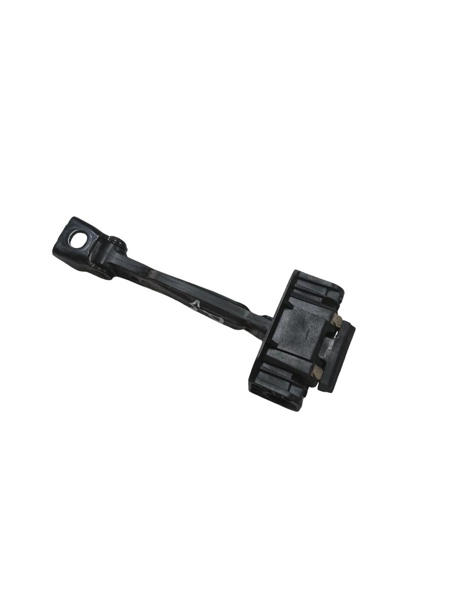 Opritor usa  dreapta fata BMW X1 I E84 2009 - 2015