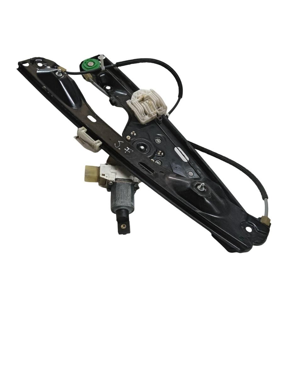 Macara Geam stanga fata BMW X1 I E84 2009 - 2015