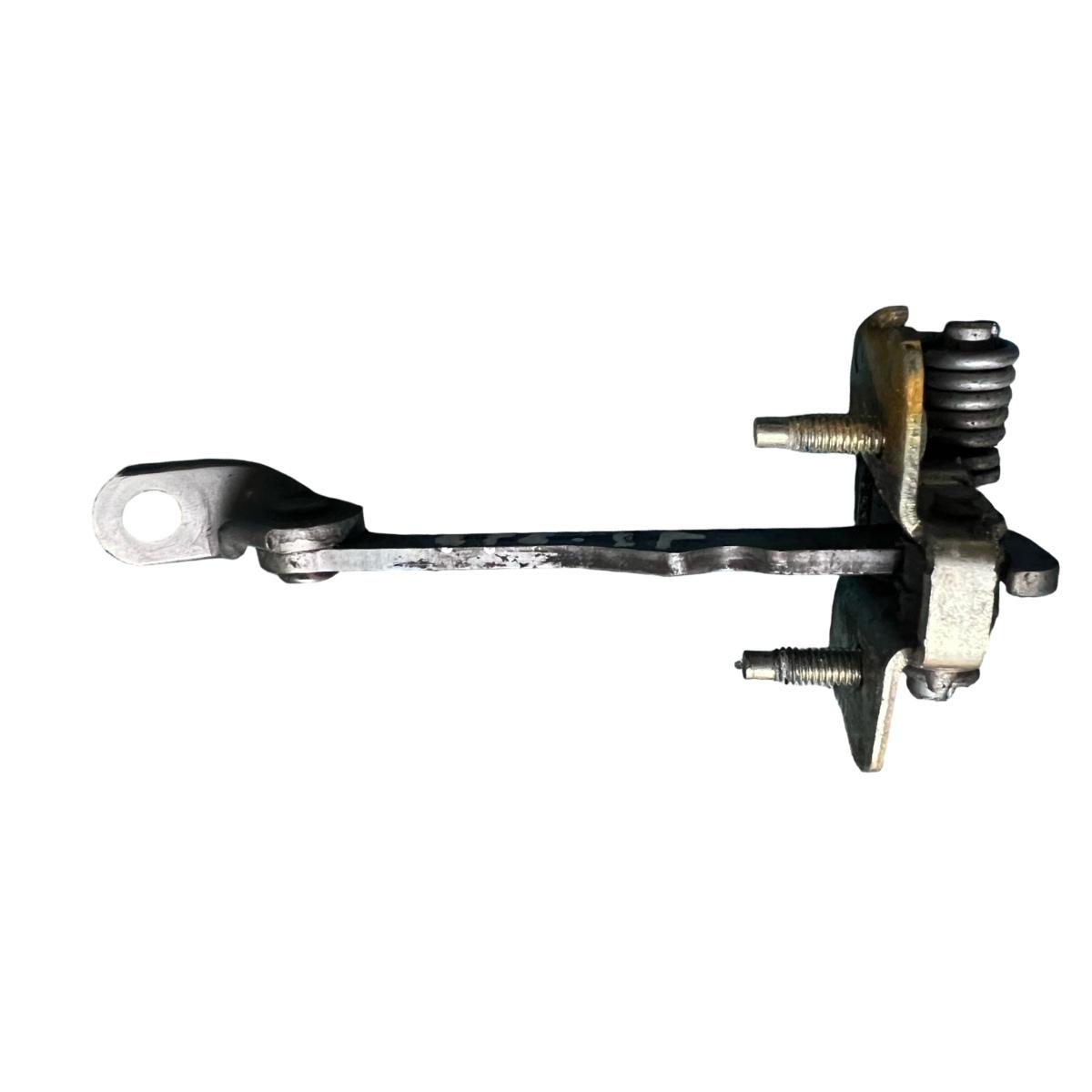 Limitator portiera spate stanga DACIA SOLENZA B41_ 2003 - >