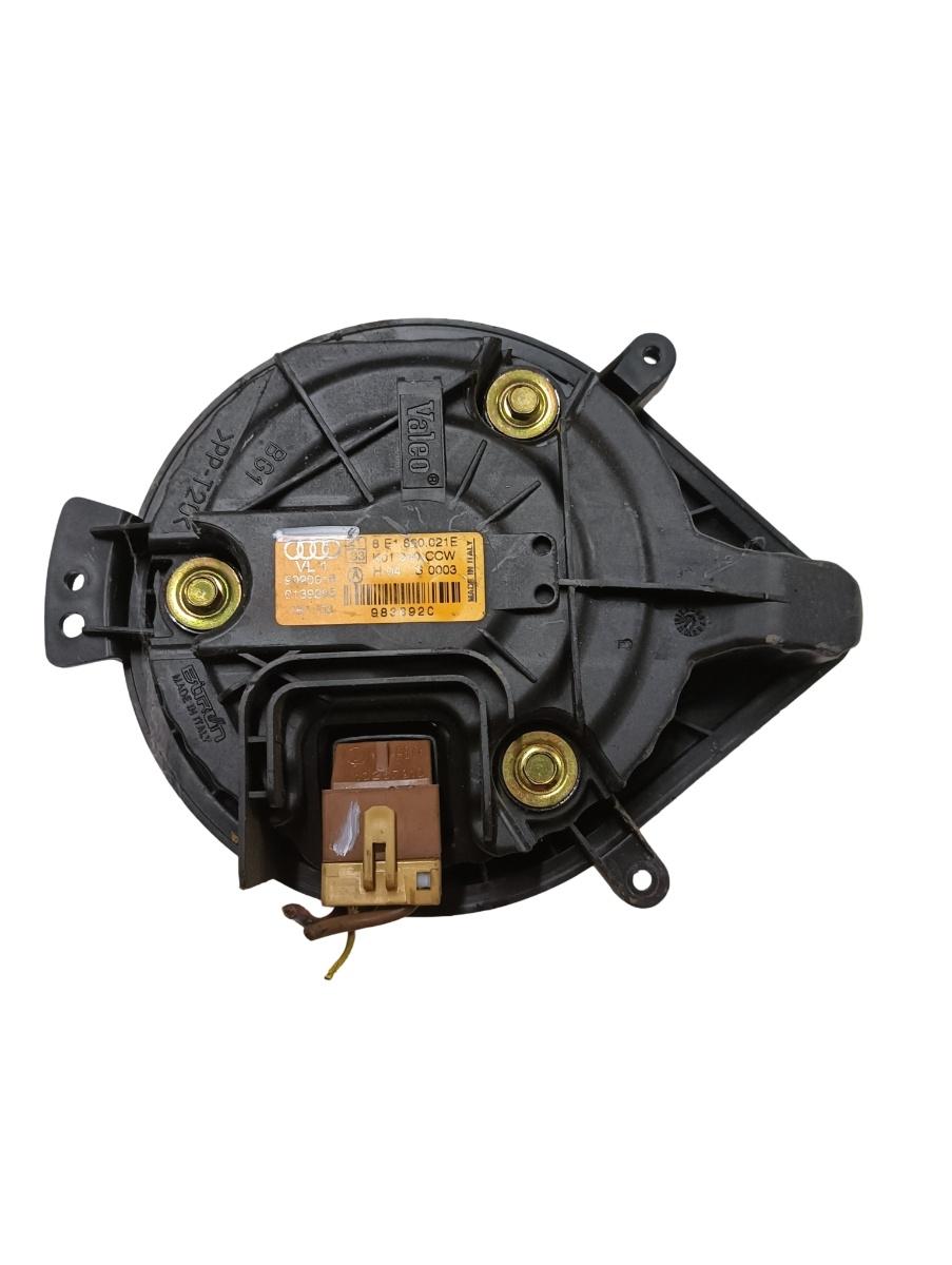 Aeroterma AUDI A4 II 8E2, B6 2000 - 2005, AUDI A4 Convertible 8H7, B6, 8HE, B7 2002 - 2009 AUDI 8e1820021e – foto 2