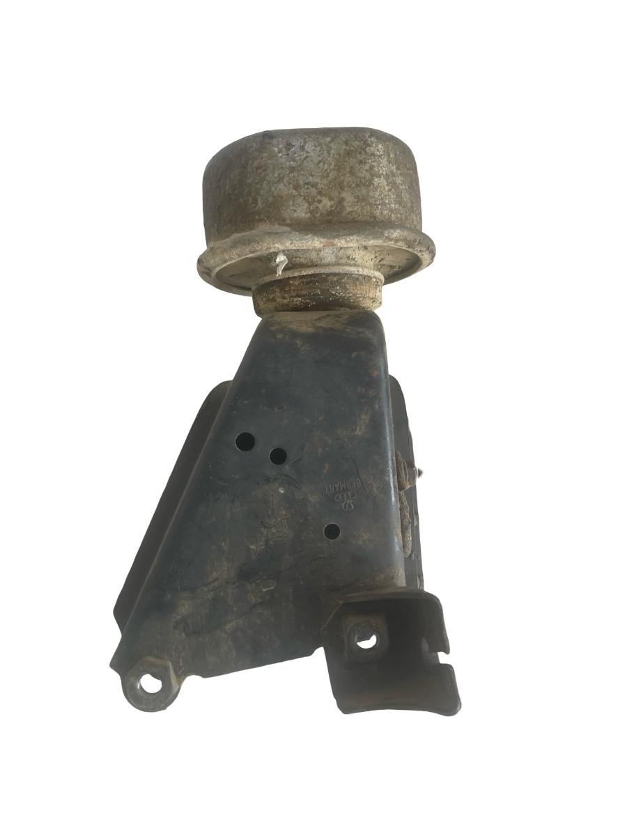 Suport motor VOLKSWAGEN TRANSPORTER IV Bus 70XB, 70XC, 7DB, 7DW, 7DK 1990 - 2 2.4 D AAB