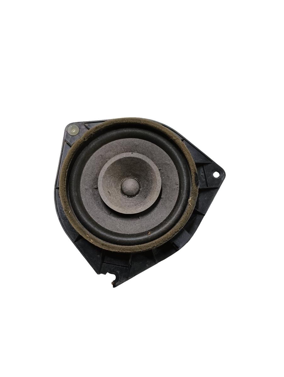 Boxa auto  dreapta fata TOYOTA YARIS _P1_ 1999 - 2005