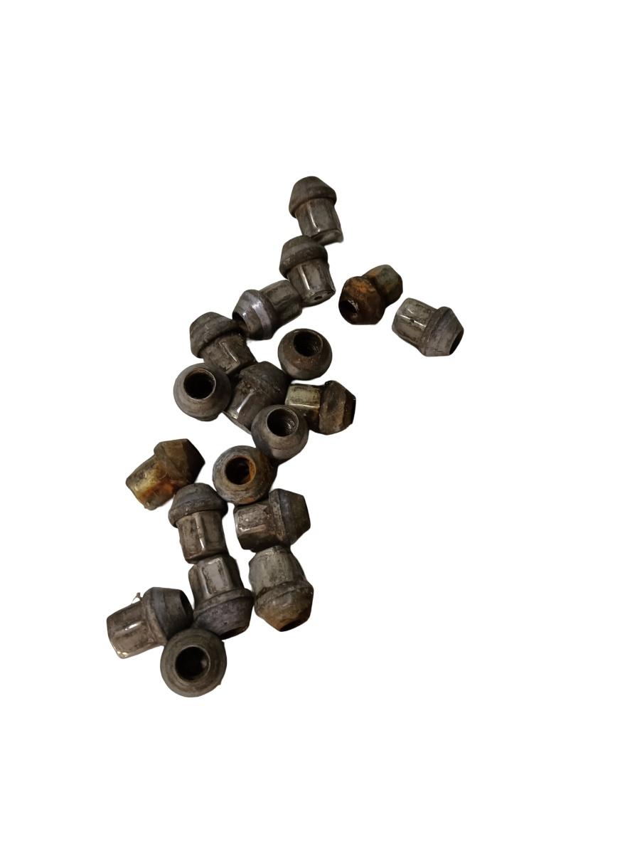 Piulite antifurt si antifurt blocare roata VOLVO V50 MW, 545 2003 - 2012