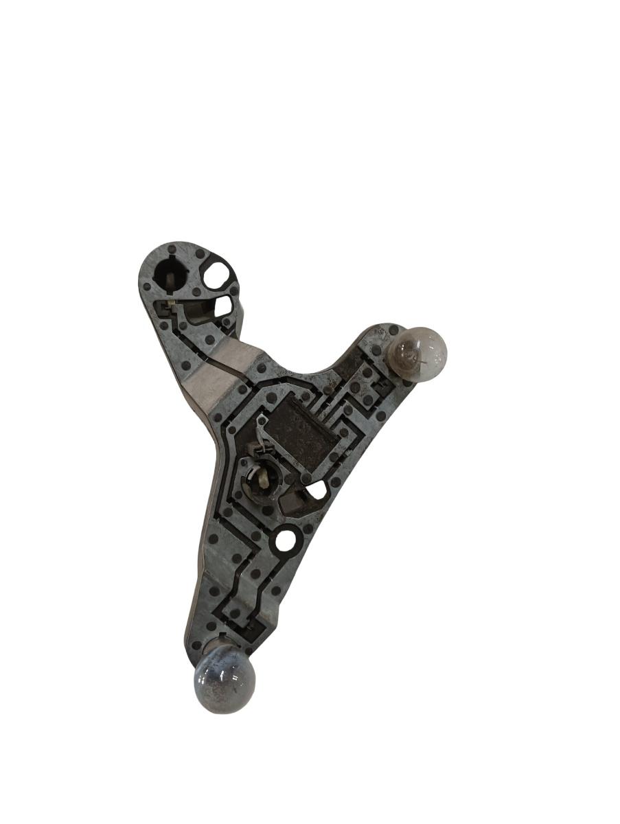 Soclu stop dreapta spate TOYOTA AVENSIS _T25_ 2003 - 2008