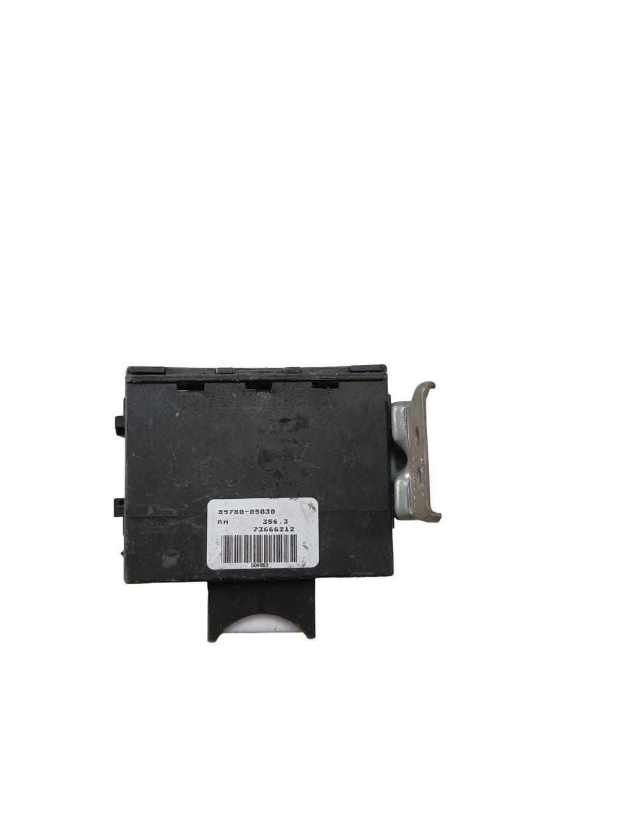 Modul de confort TOYOTA AVENSIS _T25_ 2003 - 2008 8978005030