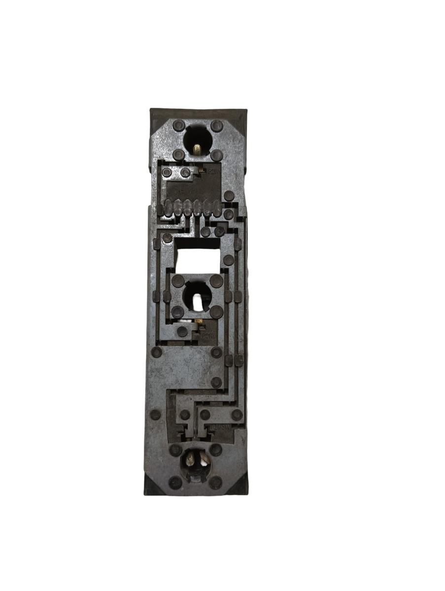 Soclu stop  dreapta spate MINI MINI R50, R53 2001 - 2006 89023373