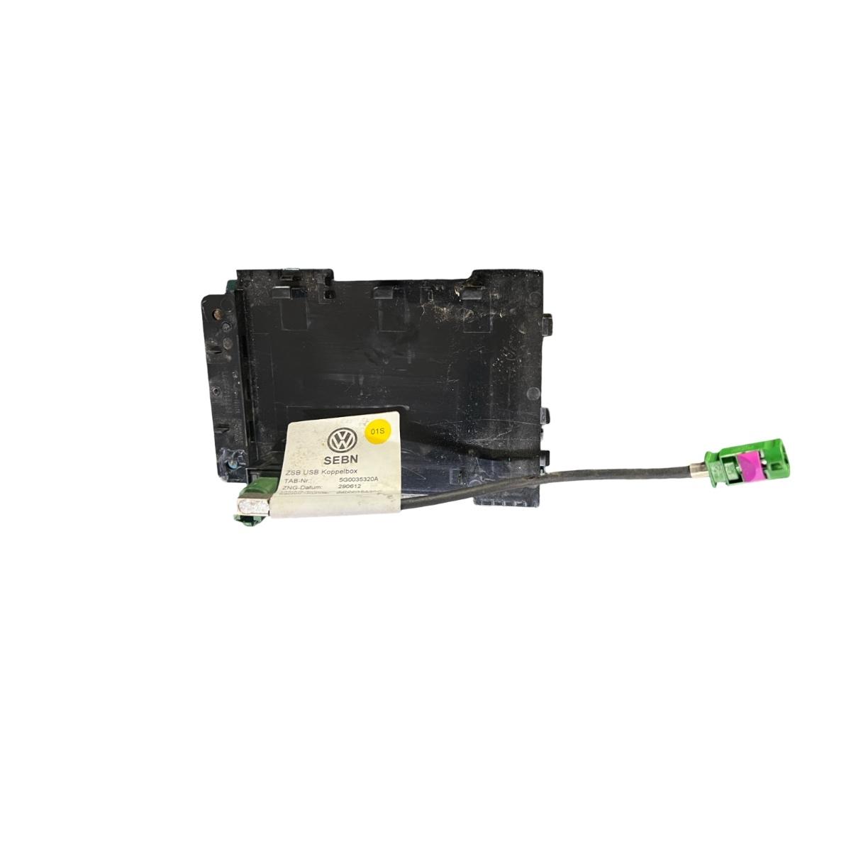 Conector priza USB VOLKSWAGEN GOLF VII 5G1, BE1 2012 - > 5G0035320A – foto 2