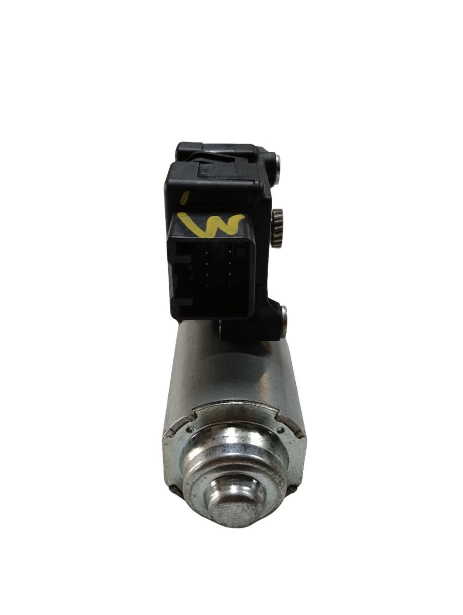 Motoras/actuator trapa dreapta spate KIA SORENTO II XM 2009 - >