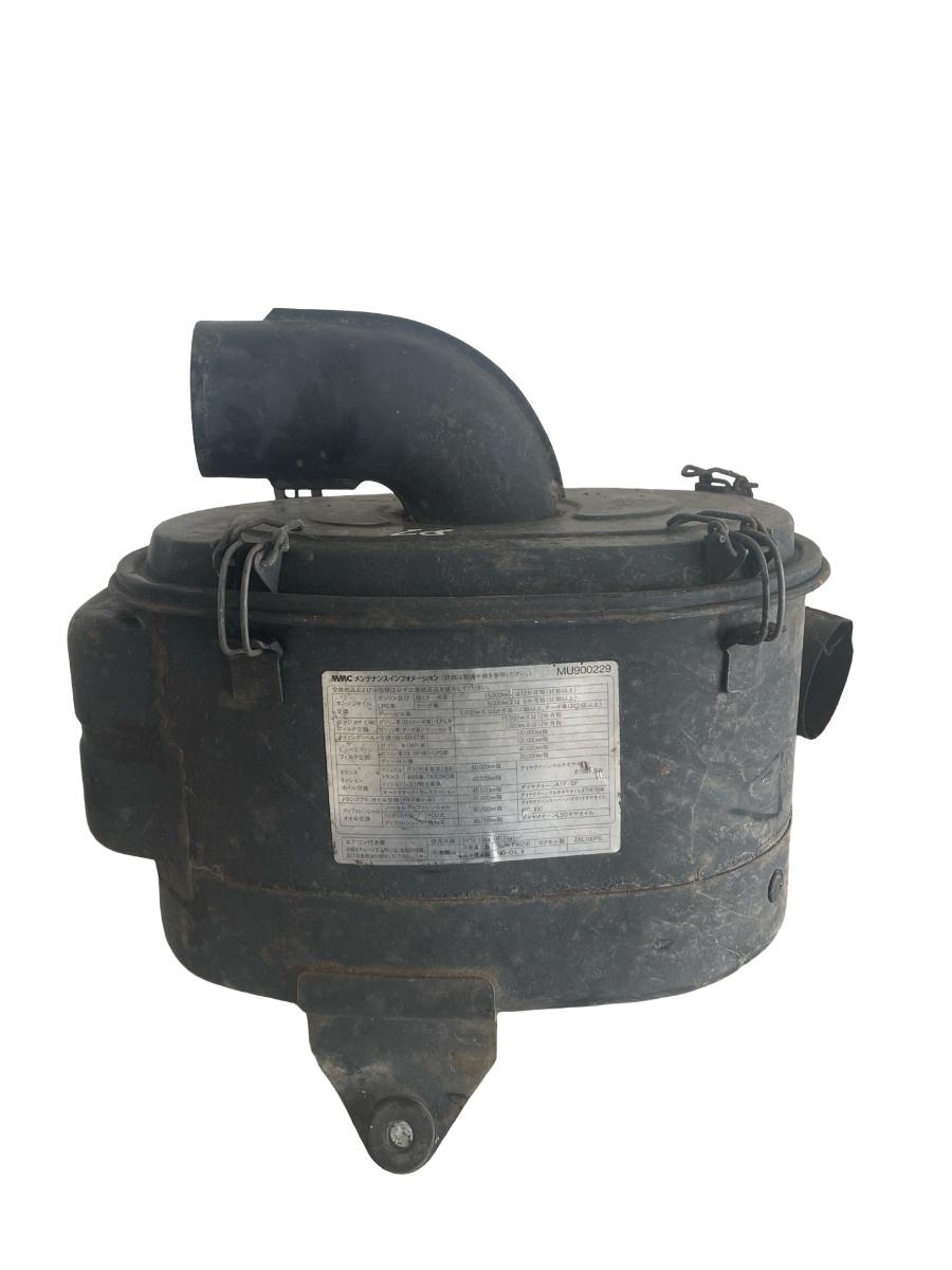 Carcasa filtru de aer MITSUBISHI PAJERO II V3_W, V2_W, V4_W 1990 - 2001 2.8TD MU900229
