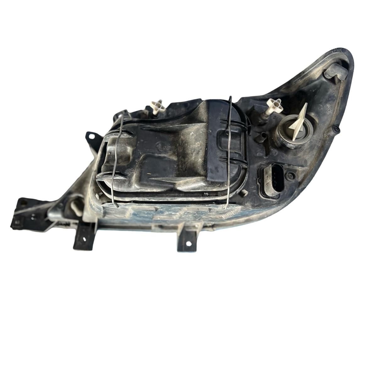 Far dreapta MERCEDES-BENZ SPRINTER 2-t Box 901, 902 1995 - 2006 15053200 – foto 2