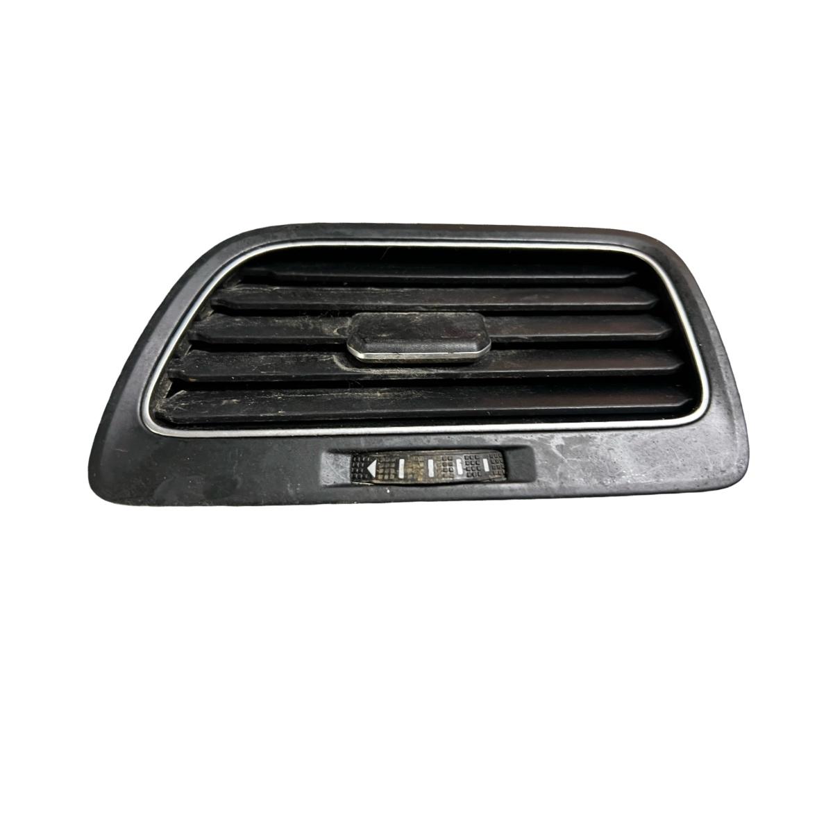 Grila de ventilatie laterala panou de bord dreapta fata VOLKSWAGEN GOLF VII 5G1, BE1 2012 - >