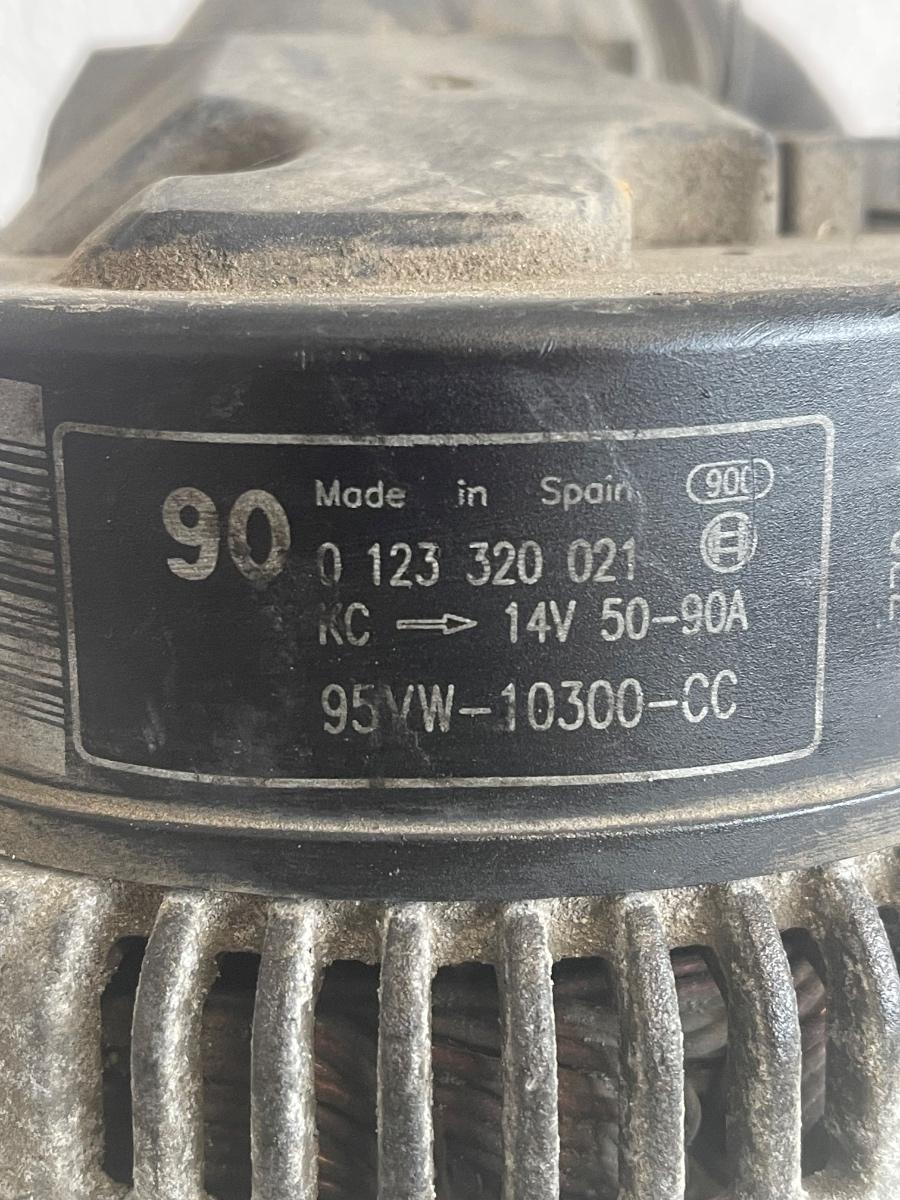Alternator FORD GALAXY WGR 1995 - 2006 2.0 i  95VW-10300-CC – foto 2