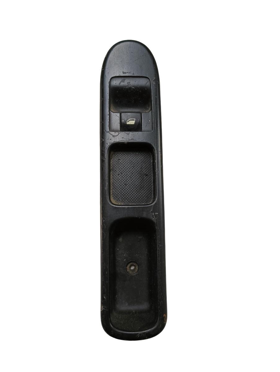 Buton geam electric  dreapta fata PEUGEOT 307 Break 3E 2002 - 2009 96351625xt