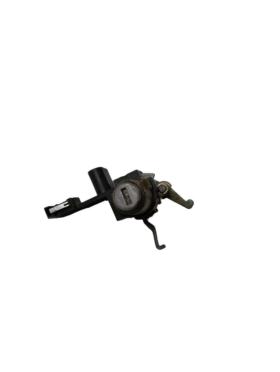 Butuc portbagaj  VOLKSWAGEN POLO 9N_ 2001 - 2012