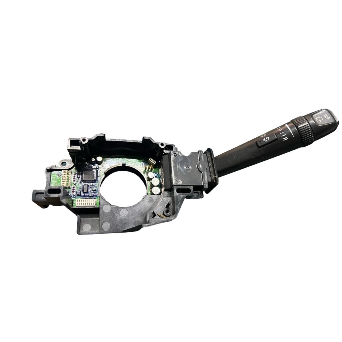 Maneta actionare stergatoare VOLVO XC90 I 275 2002 - 2015 30789601